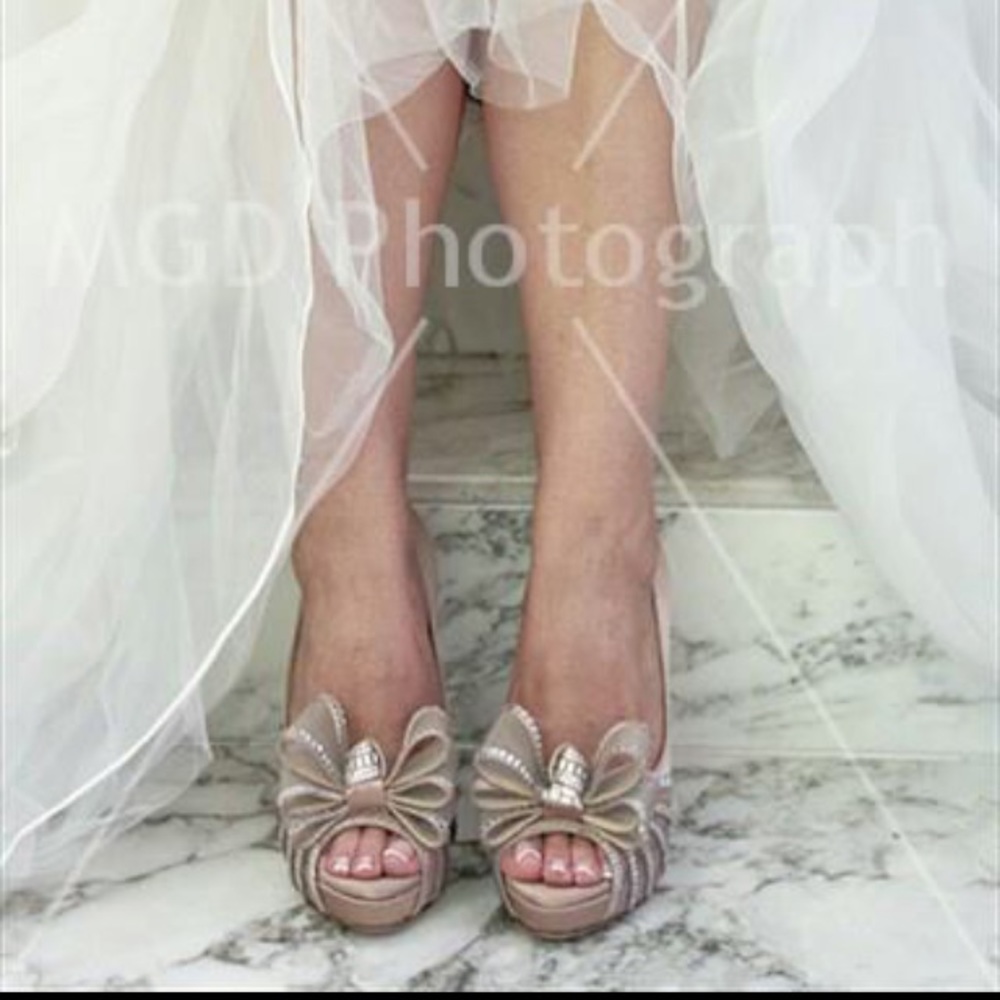 Valentino Garavani Satin Crystal Bow Heels
